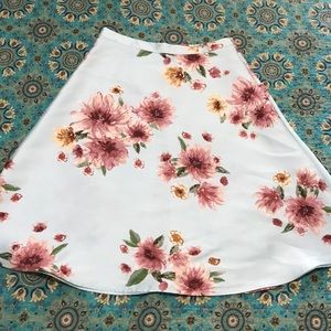 EUC Forever 21 floral skirt